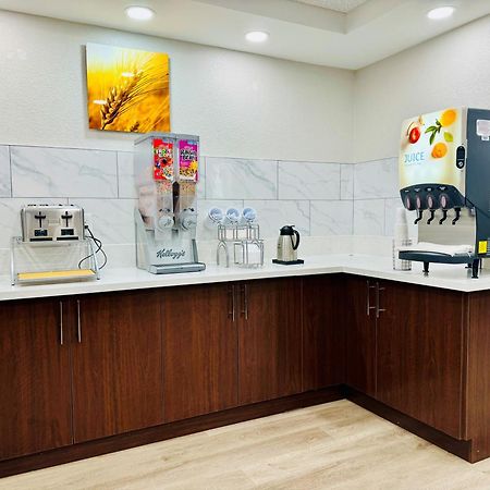Comfort Inn & Suites Houston I-10 West Energy Corridor Екстер'єр фото
