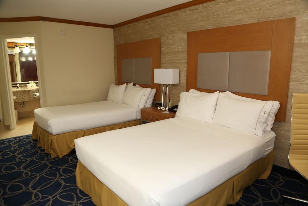 Comfort Inn & Suites Houston I-10 West Energy Corridor Екстер'єр фото